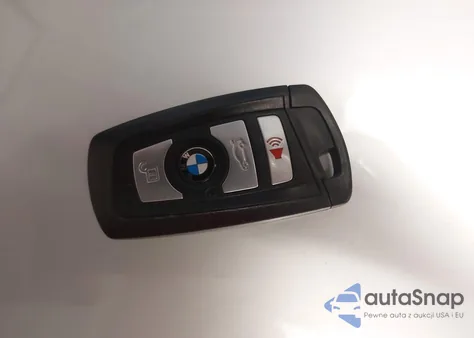 2017 BMW 320I from USA, damaged, VIN WBA8A9C52HK620390